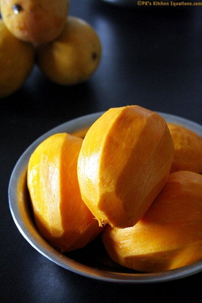 aamras or mango pulp